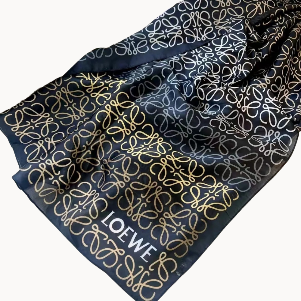 Foulard Lo*we