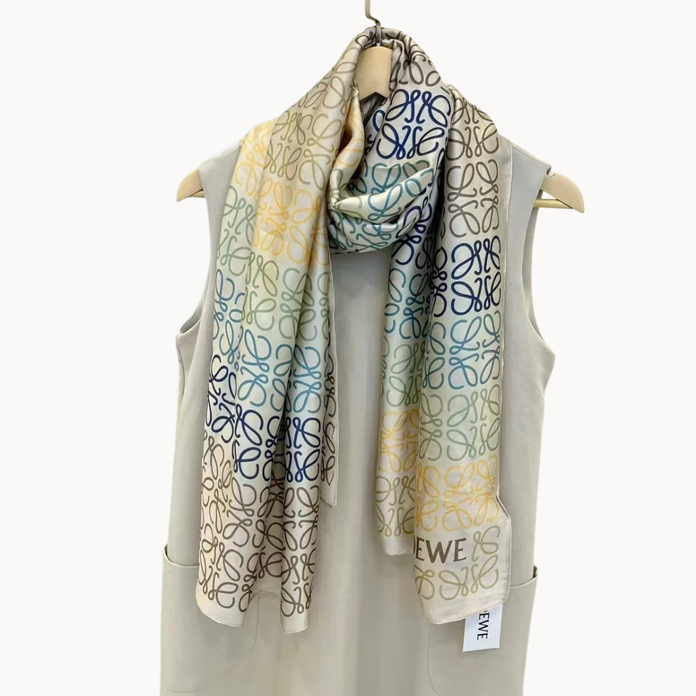 Foulard Lo*we