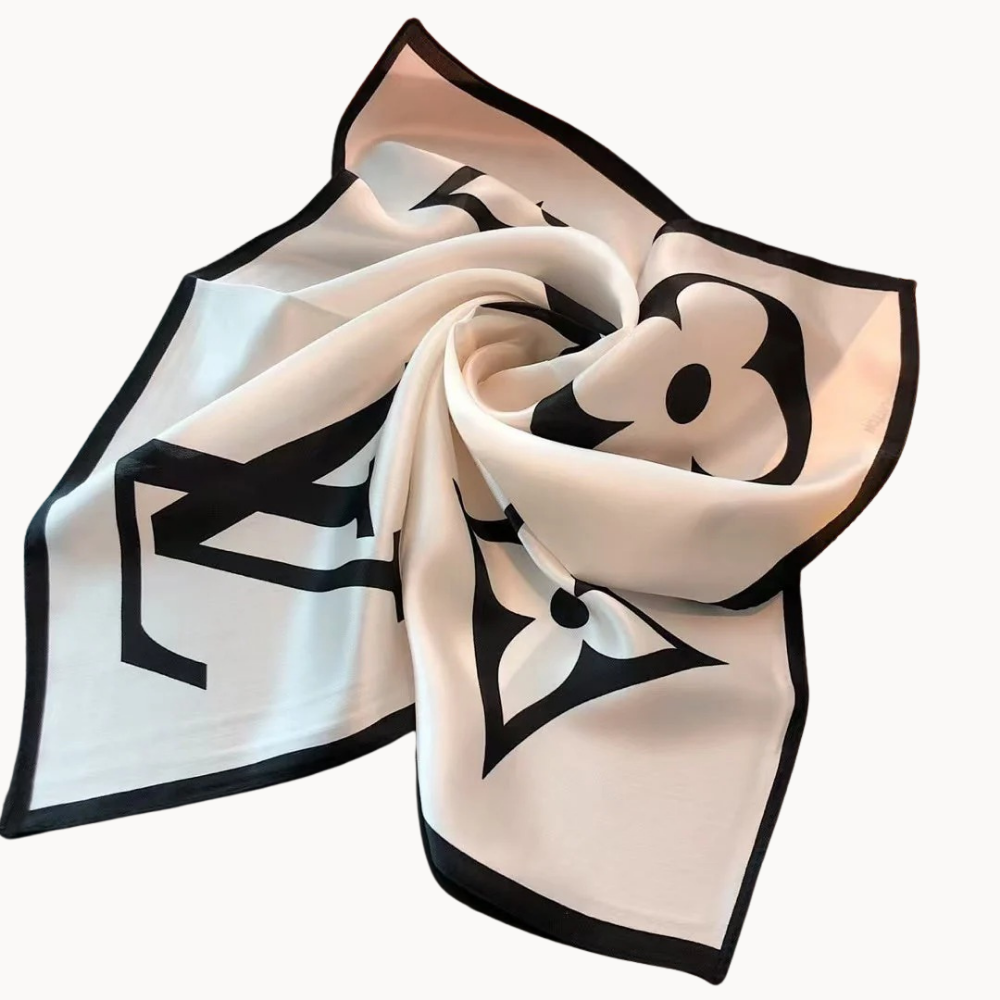 Foulard L*uis V*uitton