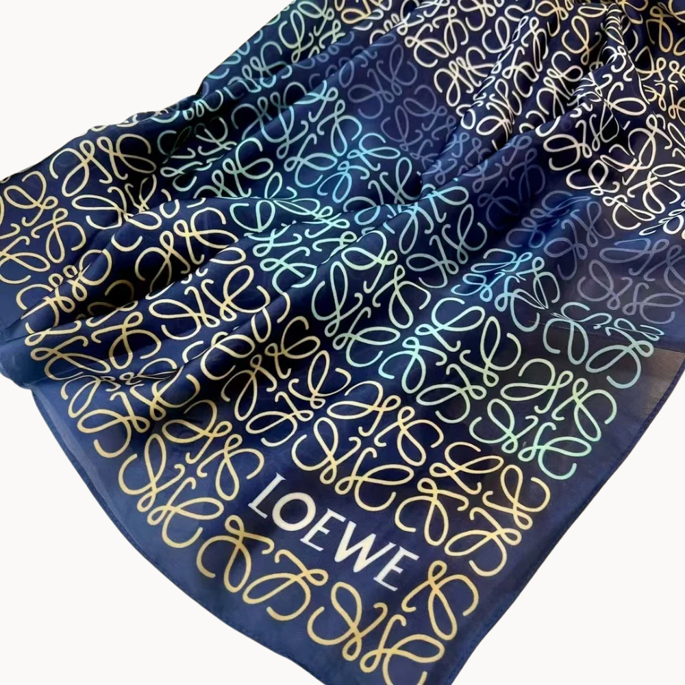 Foulard Lo*we