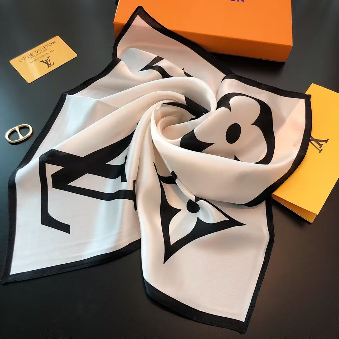 🎁 Foulard L*uis V*uitton (100% off)